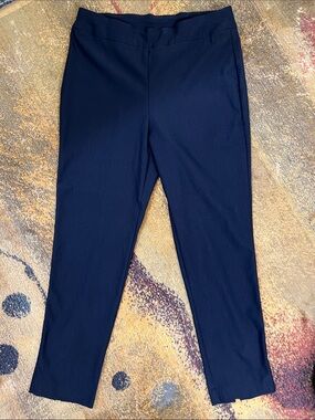 Chico’s navy pull on pants Sz 1R (8R)